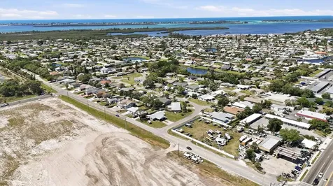 4501 86th Street Court W Bradenton FL 34210