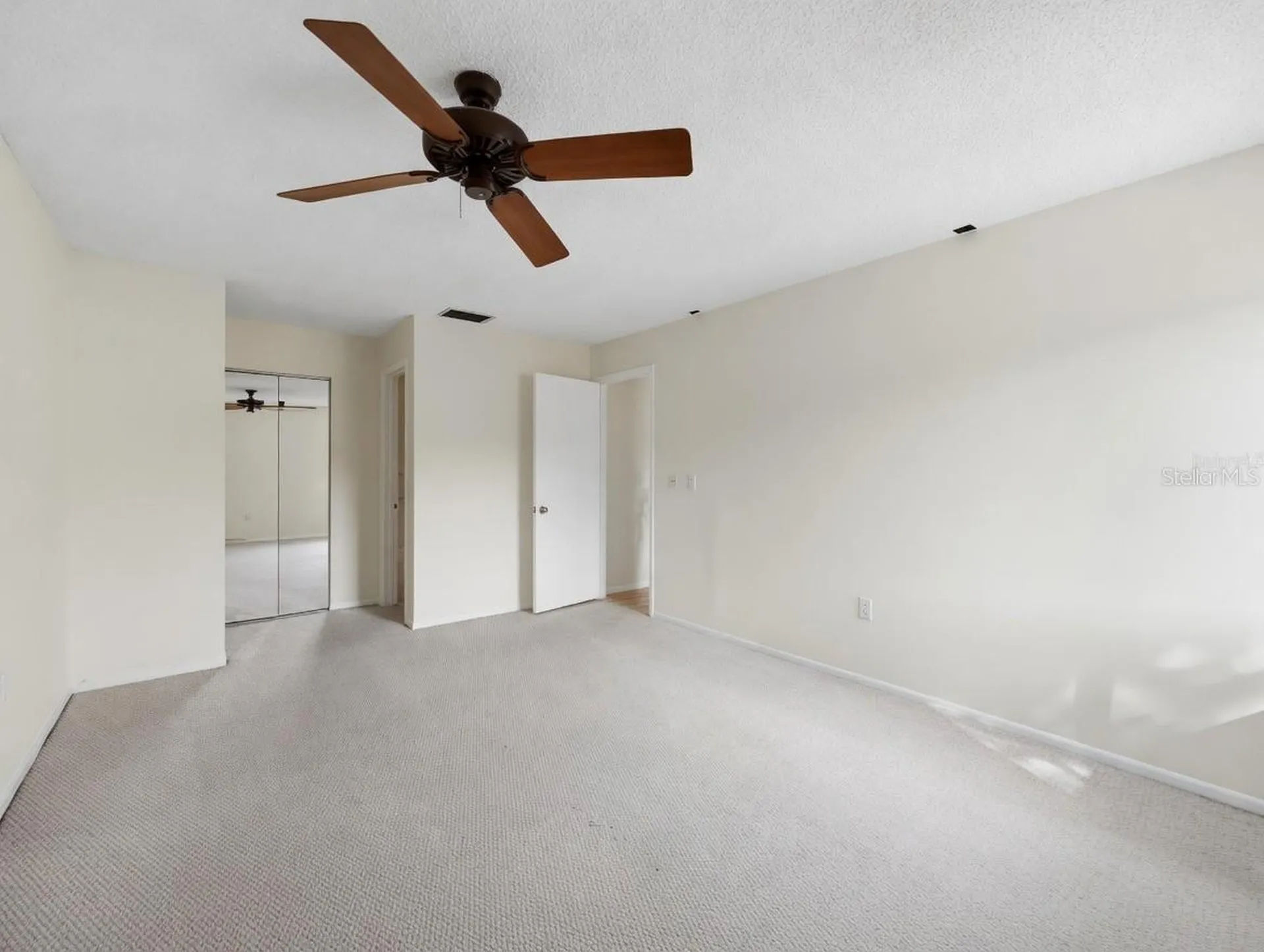 723 115th Avenue N St Petersburg FL 33716