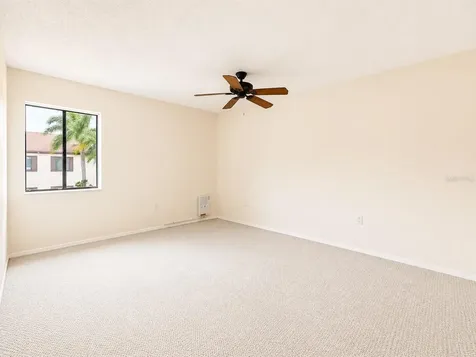 723 115th Avenue N St Petersburg FL 33716