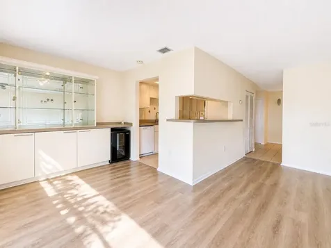 723 115th Avenue N St Petersburg FL 33716