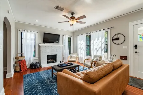 310 E Paris Street Tampa FL 33604