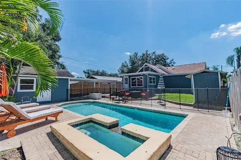 310 E Paris Street Tampa FL 33604