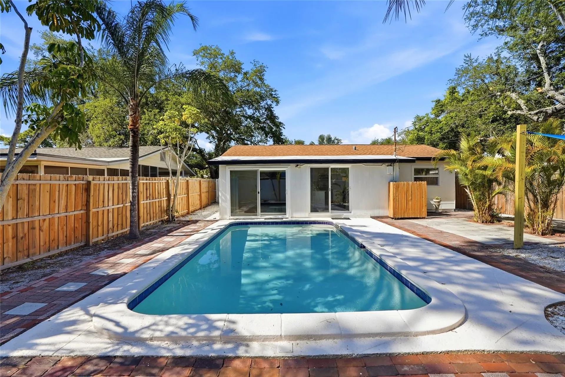 8020 24th Avenue N St Petersburg FL 33710