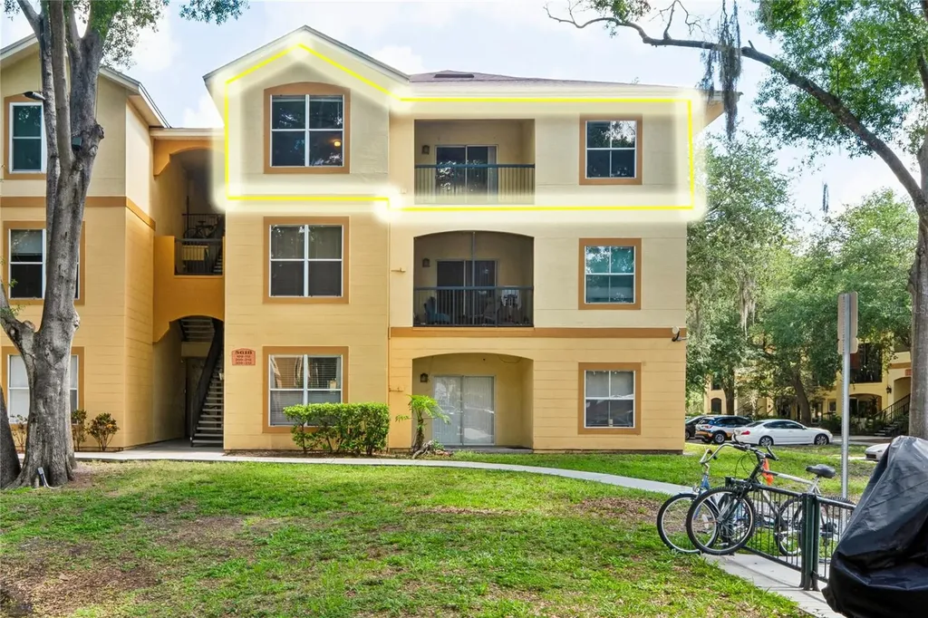 5618 Pinnacle Heights Circle Tampa FL 33624