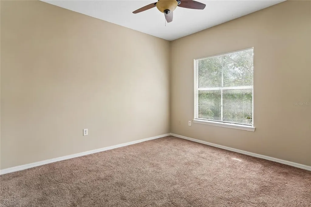 5618 Pinnacle Heights Circle Tampa FL 33624
