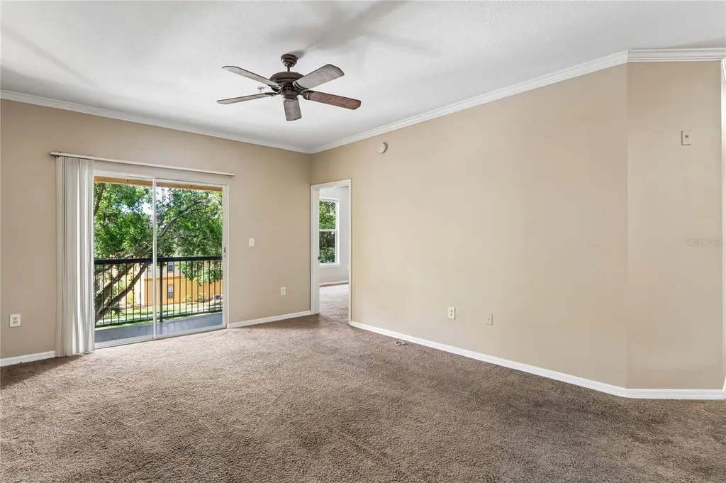 5618 Pinnacle Heights Circle Tampa FL 33624