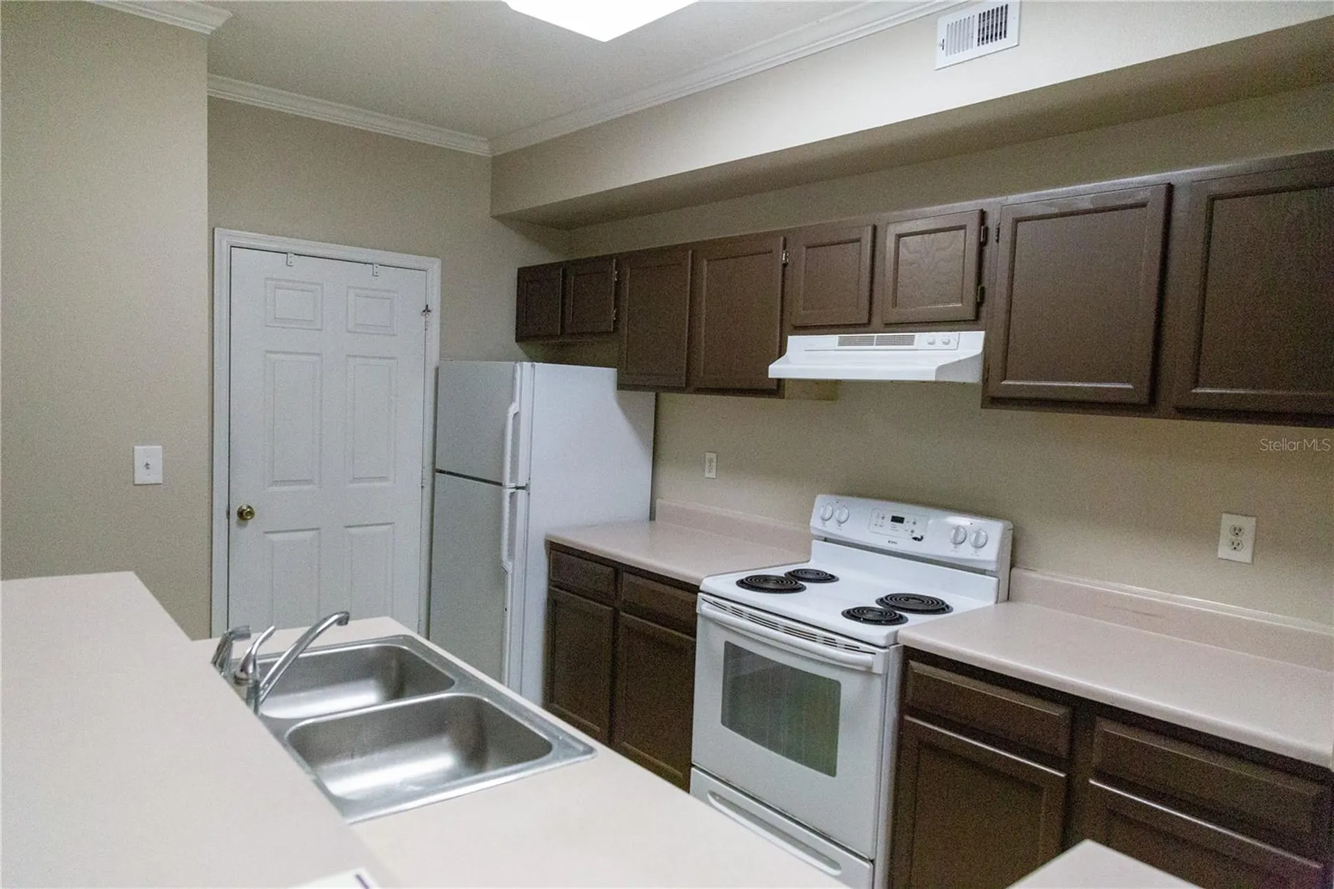 5618 Pinnacle Heights Circle Tampa FL 33624