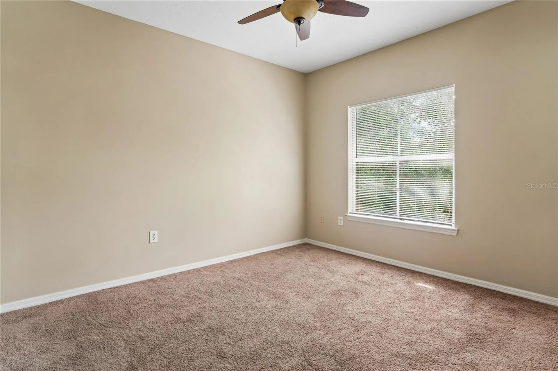 5618 Pinnacle Heights Circle Tampa FL 33624
