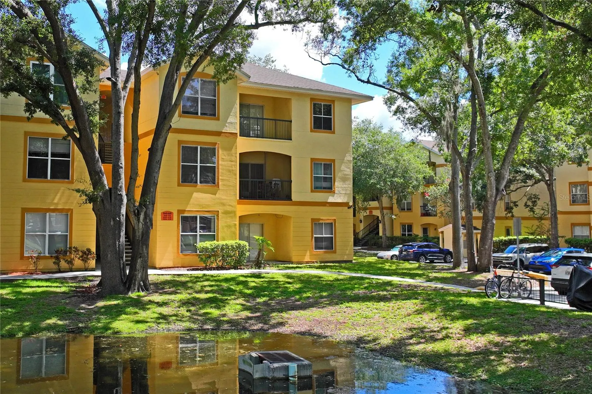 5618 Pinnacle Heights Circle Tampa FL 33624
