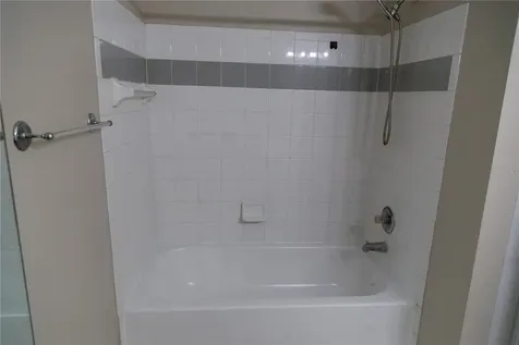 5618 Pinnacle Heights Circle Tampa FL 33624