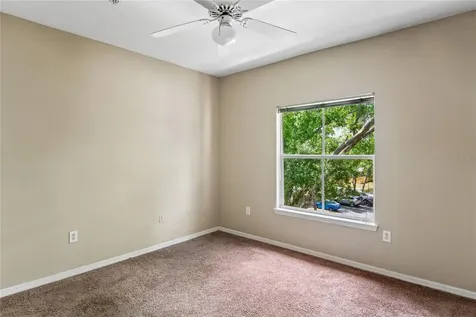 5618 Pinnacle Heights Circle Tampa FL 33624