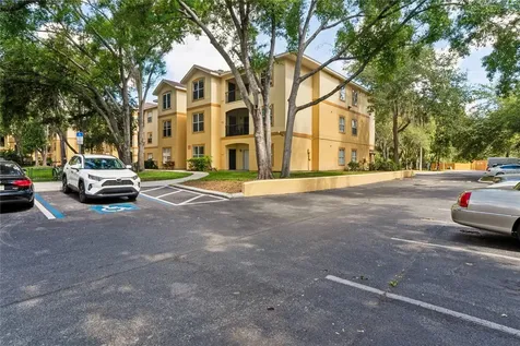 5618 Pinnacle Heights Circle Tampa FL 33624