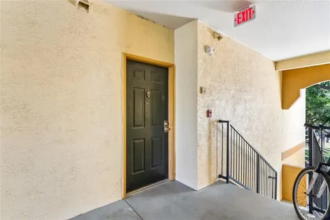 5618 Pinnacle Heights Circle Tampa FL 33624