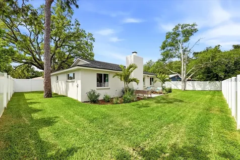 12021 107th Court Largo FL 33778