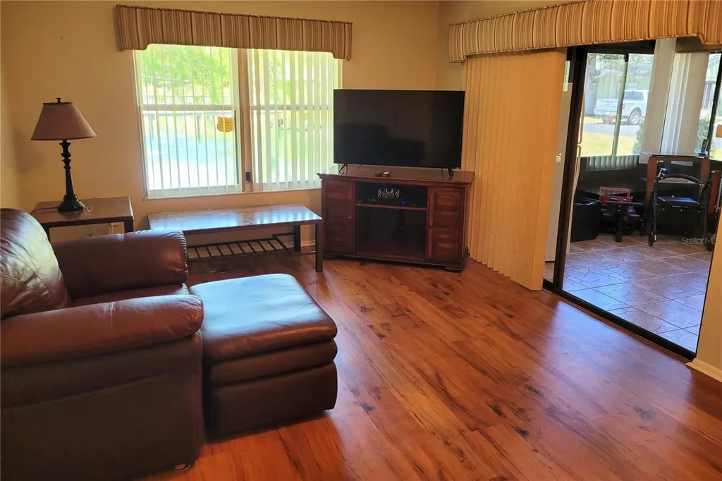 5071 Barrington Circle Sarasota FL 34234