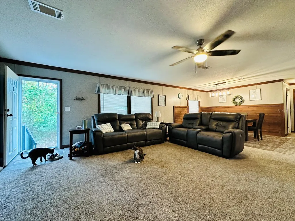 14251 SE 21st Place Morriston FL 32668