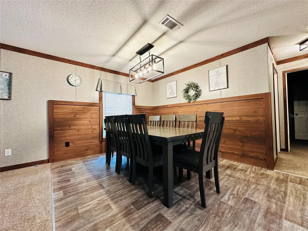 14251 SE 21st Place Morriston FL 32668
