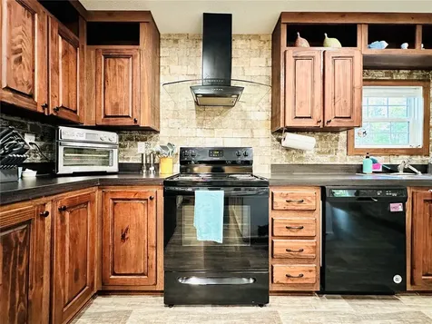 14251 SE 21st Place Morriston FL 32668