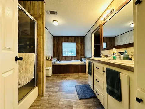 14251 SE 21st Place Morriston FL 32668