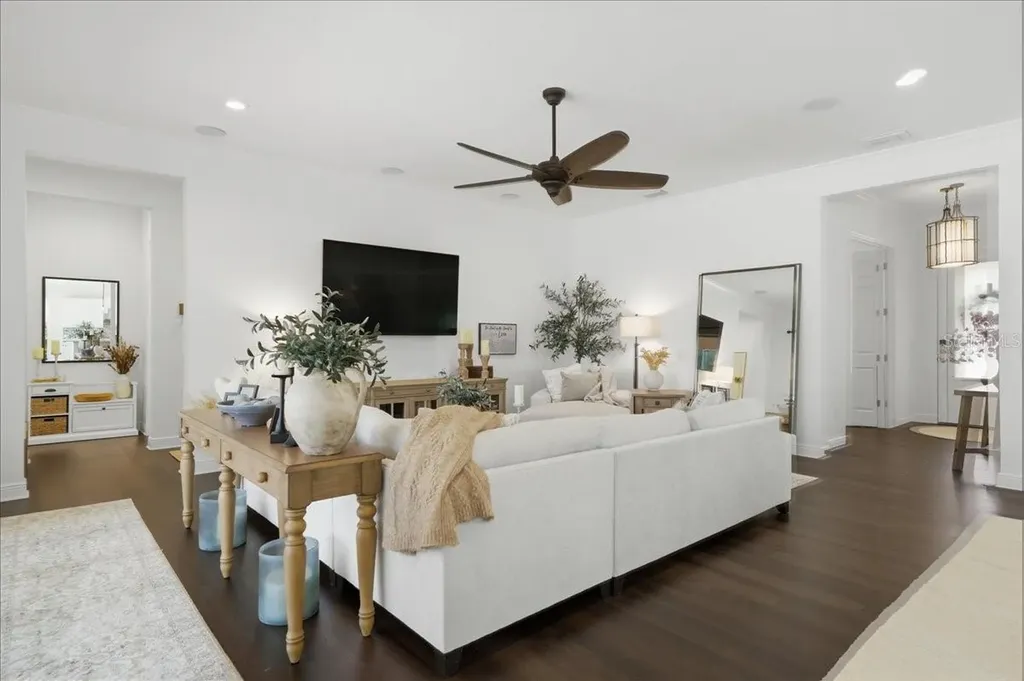 5303 Fishersound Lane Apollo Beach FL 33572