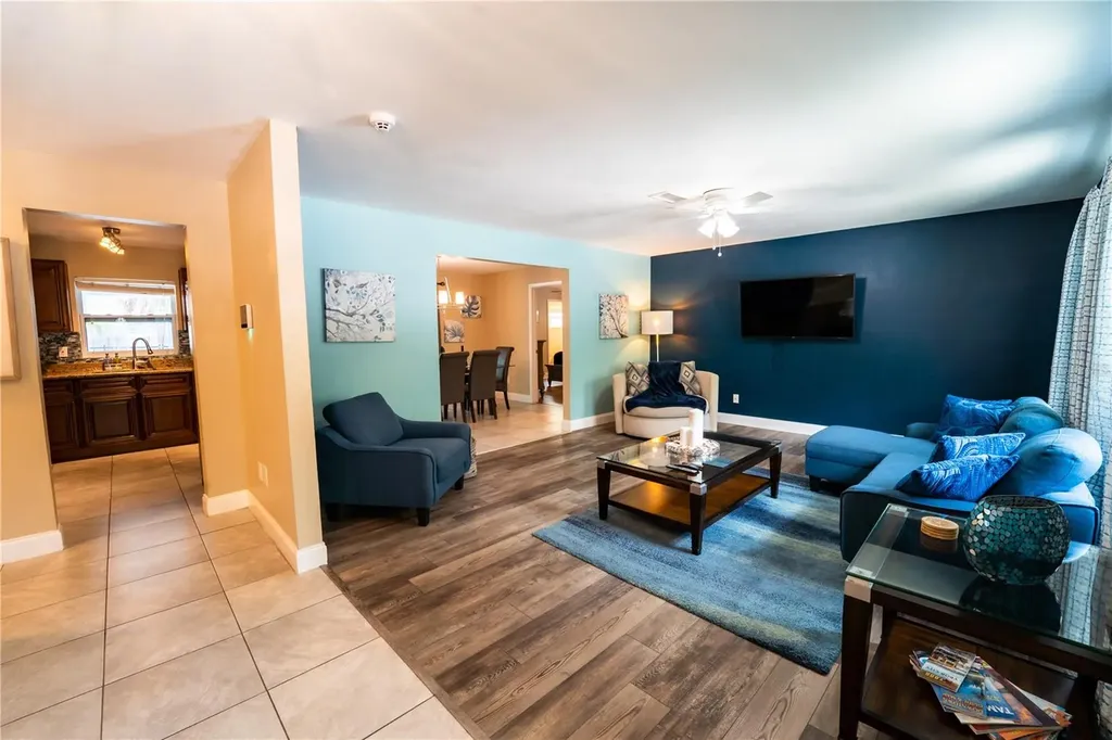 6007 N Himes Avenue Tampa FL 33614
