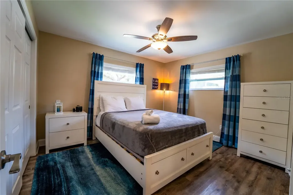 6007 N Himes Avenue Tampa FL 33614