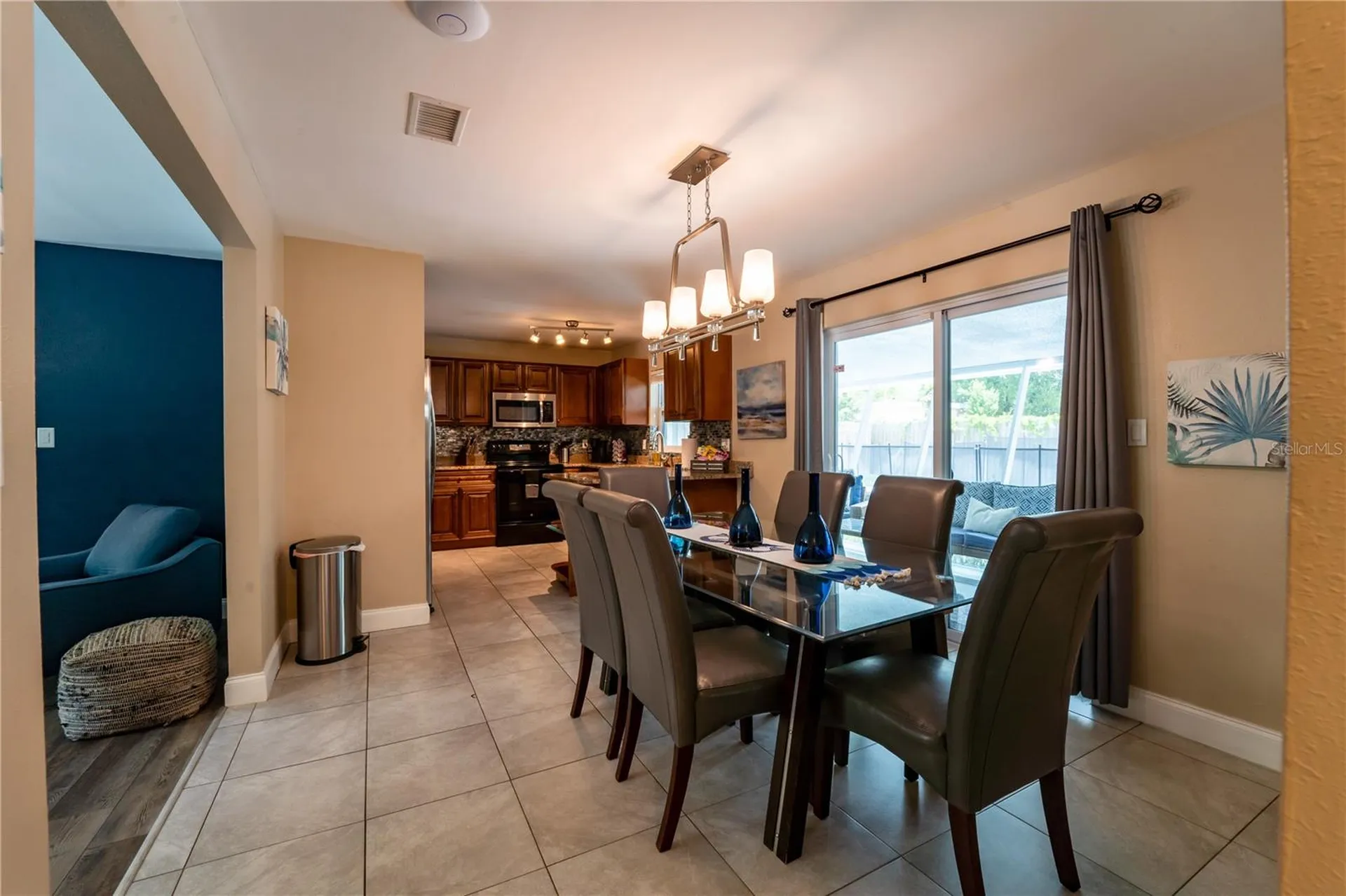 6007 N Himes Avenue Tampa FL 33614