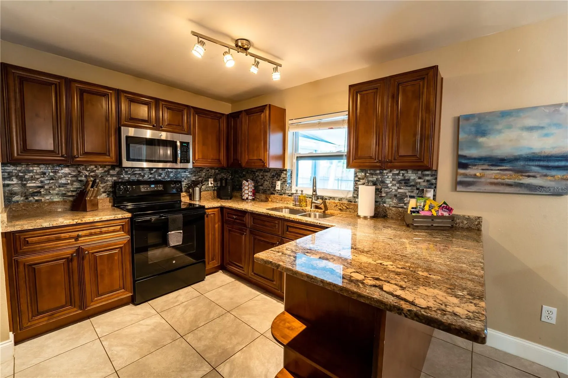 6007 N Himes Avenue Tampa FL 33614