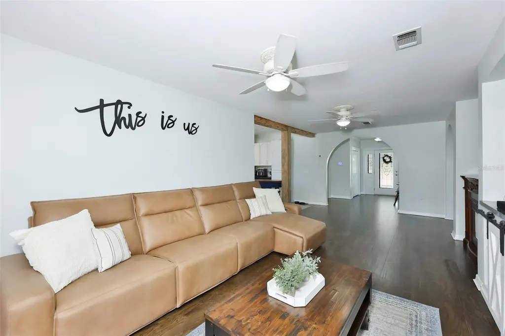 2802 Hideaway Lane Valrico FL 33596
