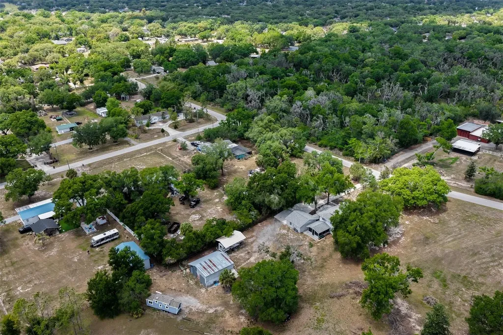 2802 Hideaway Lane Valrico FL 33596