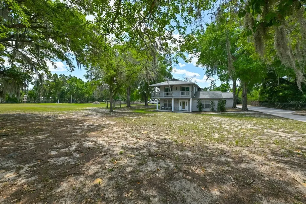 2802 Hideaway Lane Valrico FL 33596