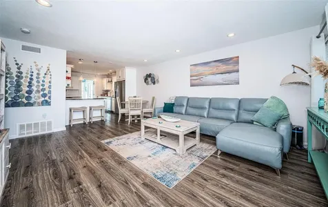2 Causeway Boulevard Dunedin FL 34698