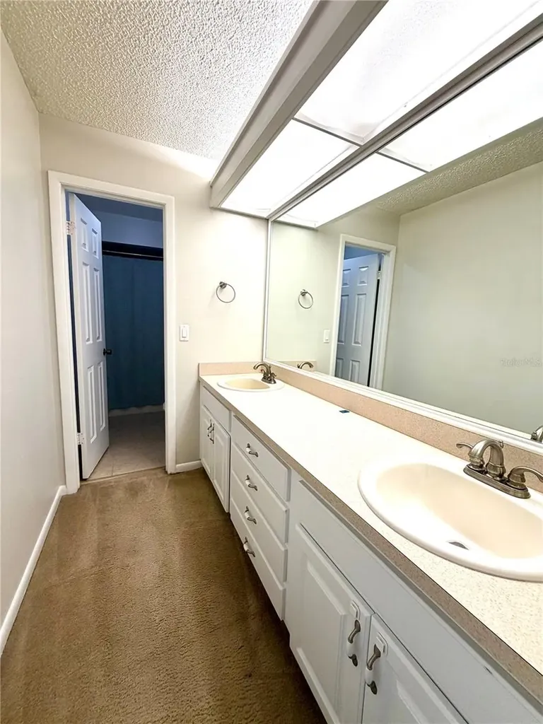 14904 Lake Forest Drive Lutz FL 33559