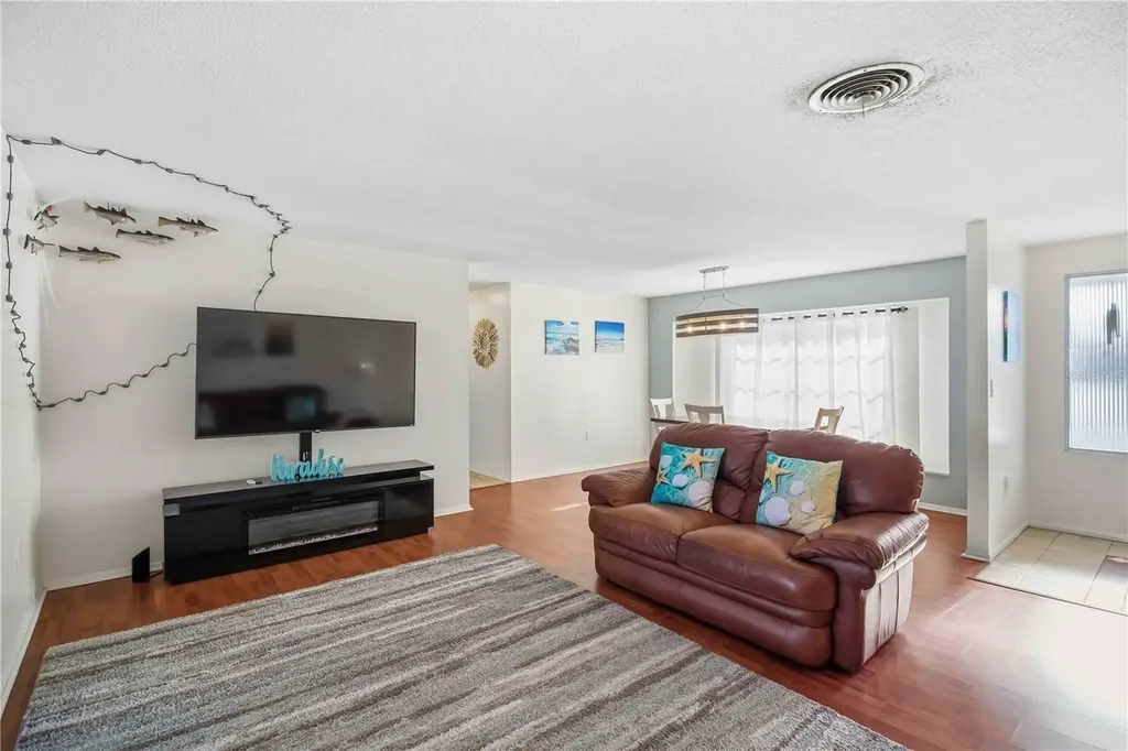 4012 99th Street W Bradenton FL 34210
