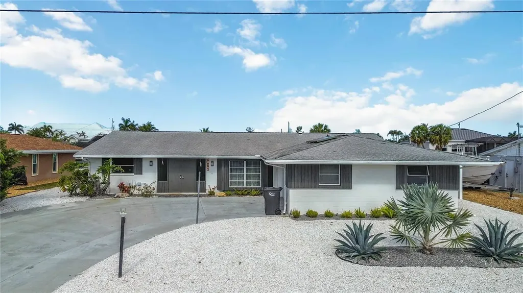 4012 99th Street W Bradenton FL 34210