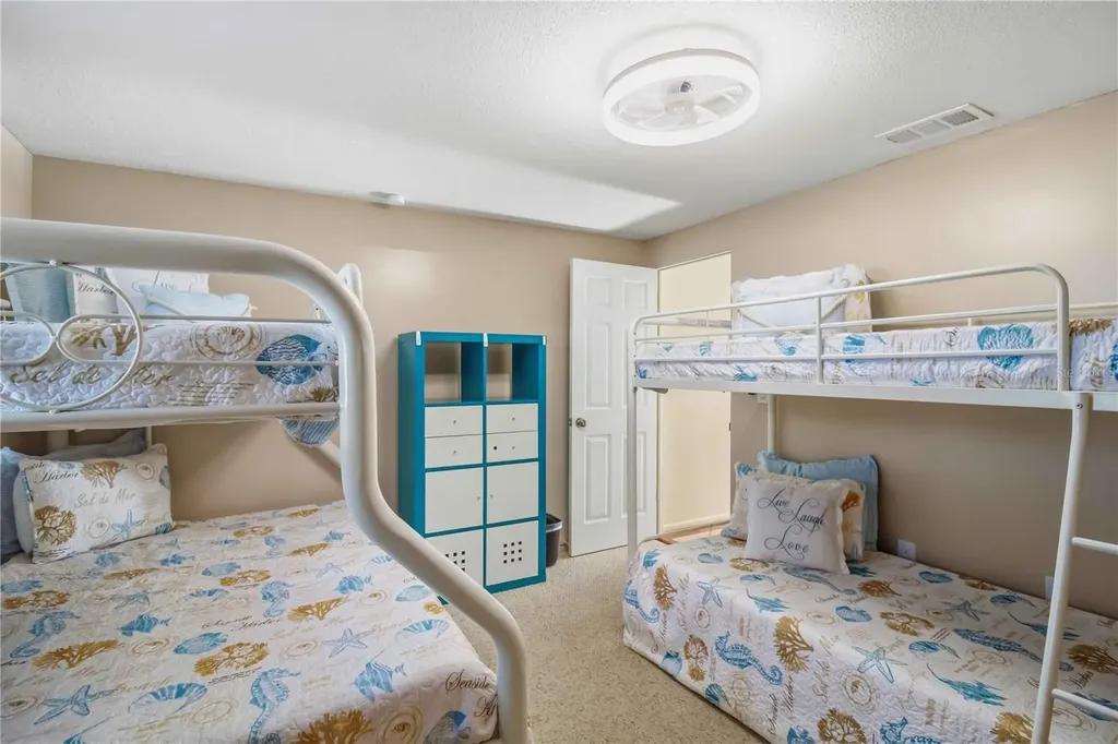 4012 99th Street W Bradenton FL 34210