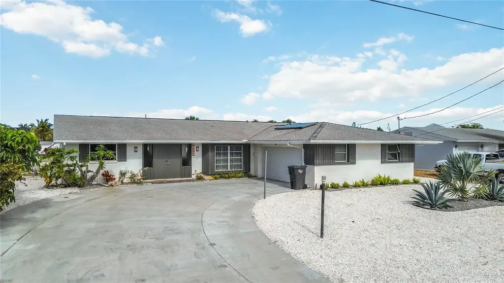 4012 99th Street W Bradenton FL 34210