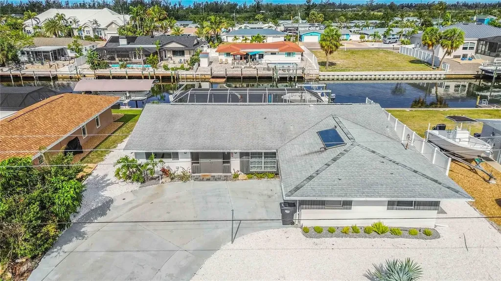 4012 99th Street W Bradenton FL 34210