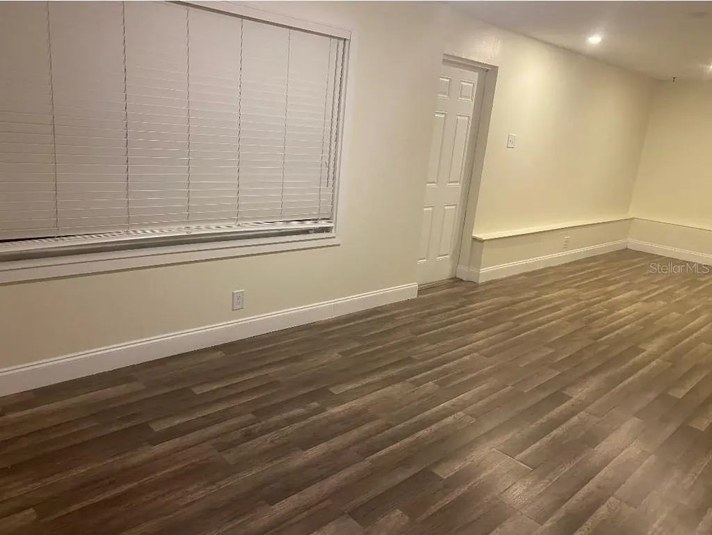 5973 Mckee Lake Drive N St Petersburg FL 33709