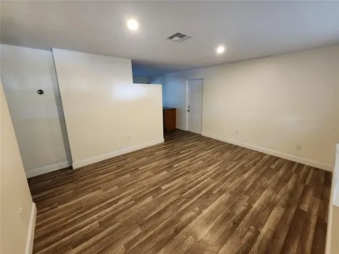 5973 Mckee Lake Drive N St Petersburg FL 33709