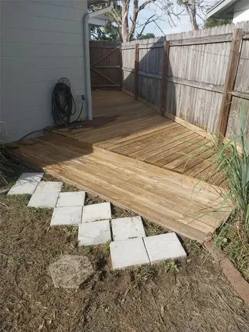5973 Mckee Lake Drive N St Petersburg FL 33709