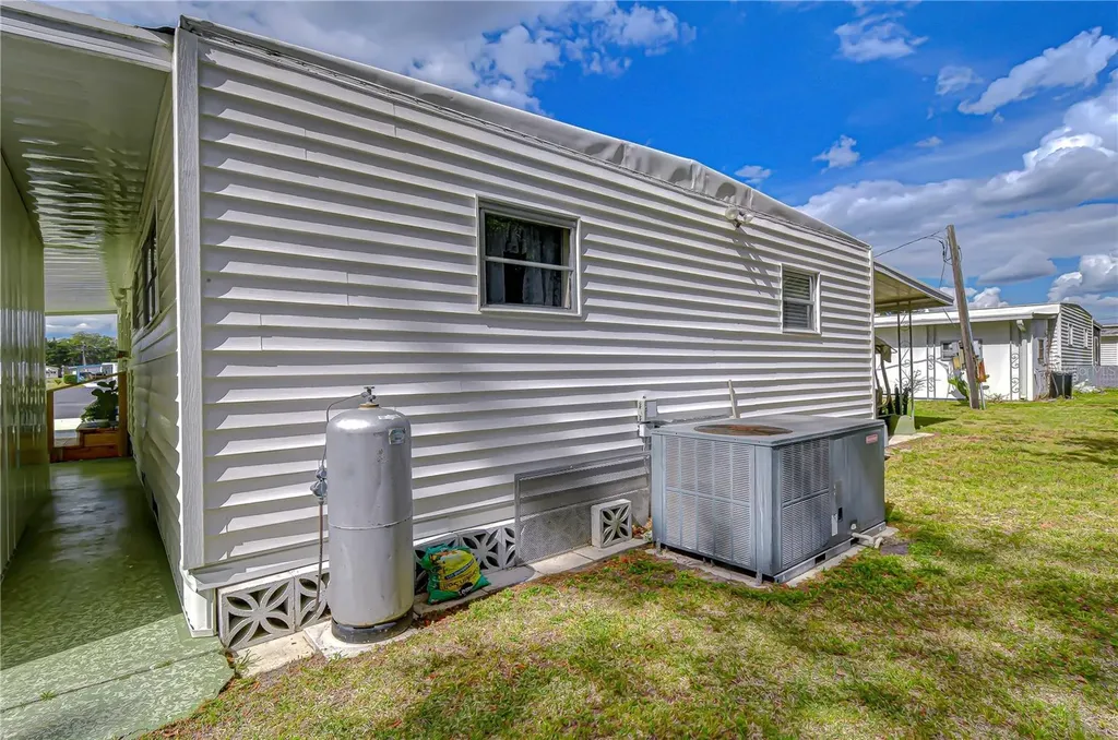 37248 Kinkaid Drive Zephyrhills FL 33541