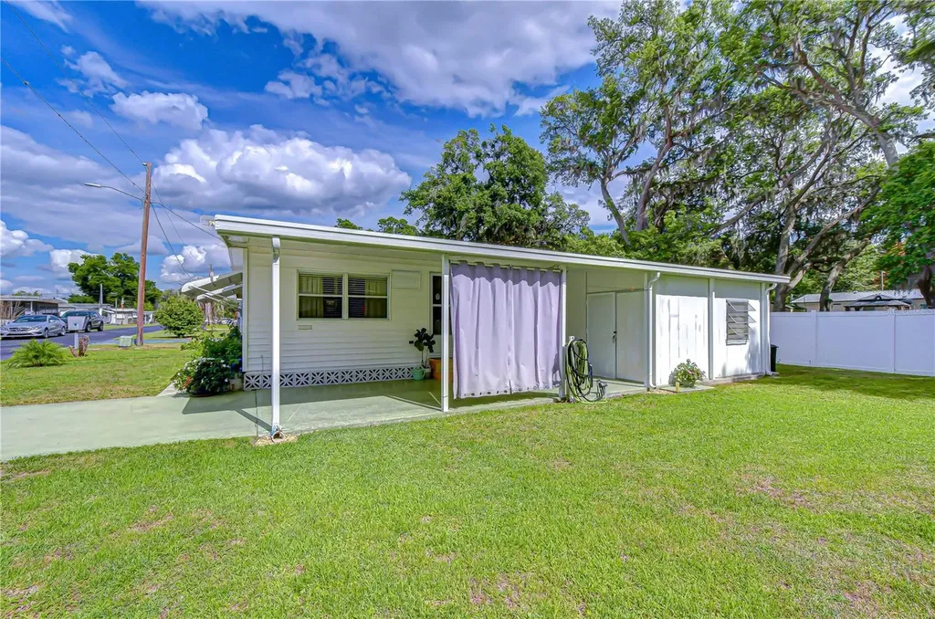 37248 Kinkaid Drive Zephyrhills FL 33541