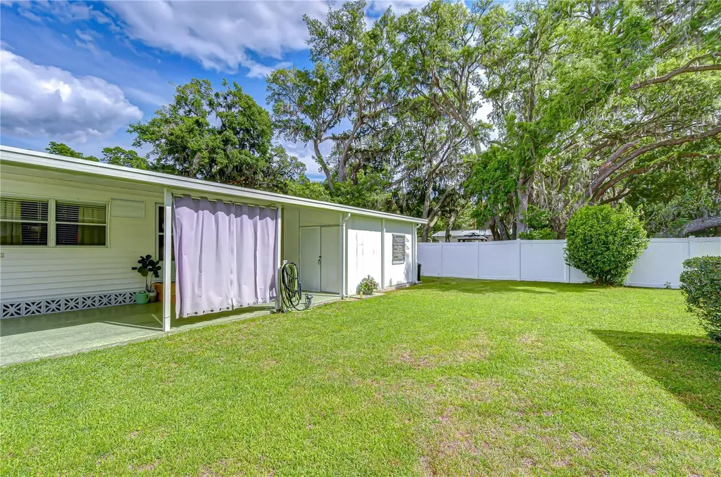 37248 Kinkaid Drive Zephyrhills FL 33541