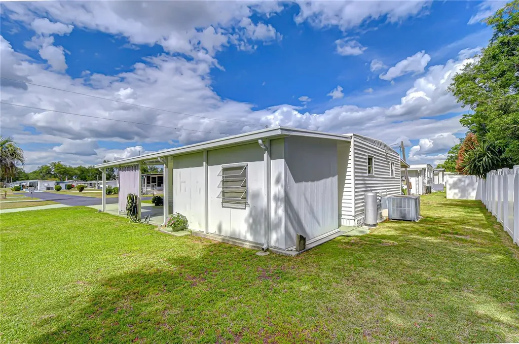 37248 Kinkaid Drive Zephyrhills FL 33541