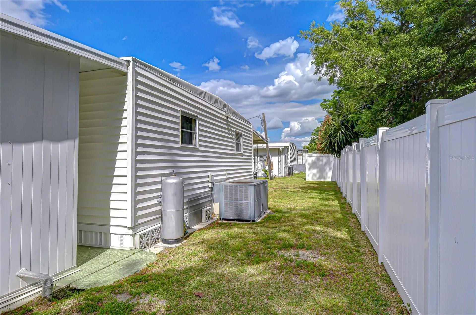 37248 Kinkaid Drive Zephyrhills FL 33541