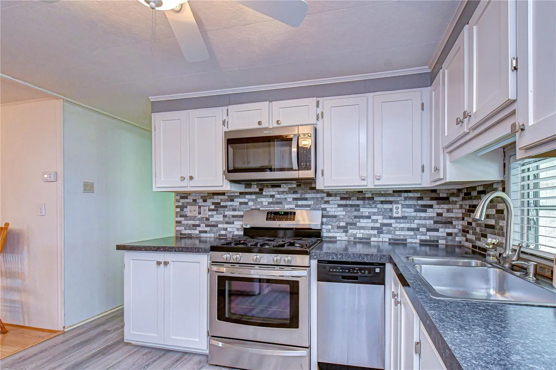 37248 Kinkaid Drive Zephyrhills FL 33541
