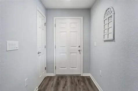 6872 Gideon Circle Zephyrhills FL 33541