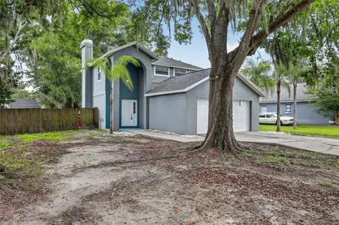 303 Sugar Creek Drive Plant City FL 33563