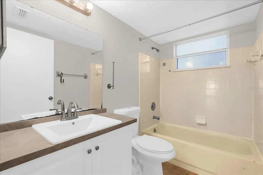 2731 N Poinciana Boulevard Kissimmee FL 34746